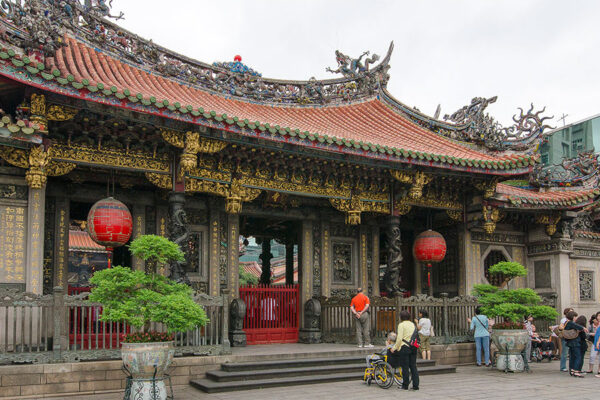 Lungshan Temple